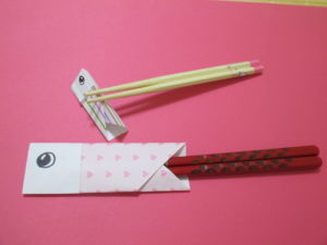 折り紙で鯉のぼりの折り方 簡単に箸入れと 箸置きが折れるよ