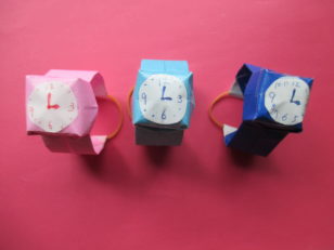 折り紙で腕時計の折り方 簡単に出来てプレゼントにオススメ ママ